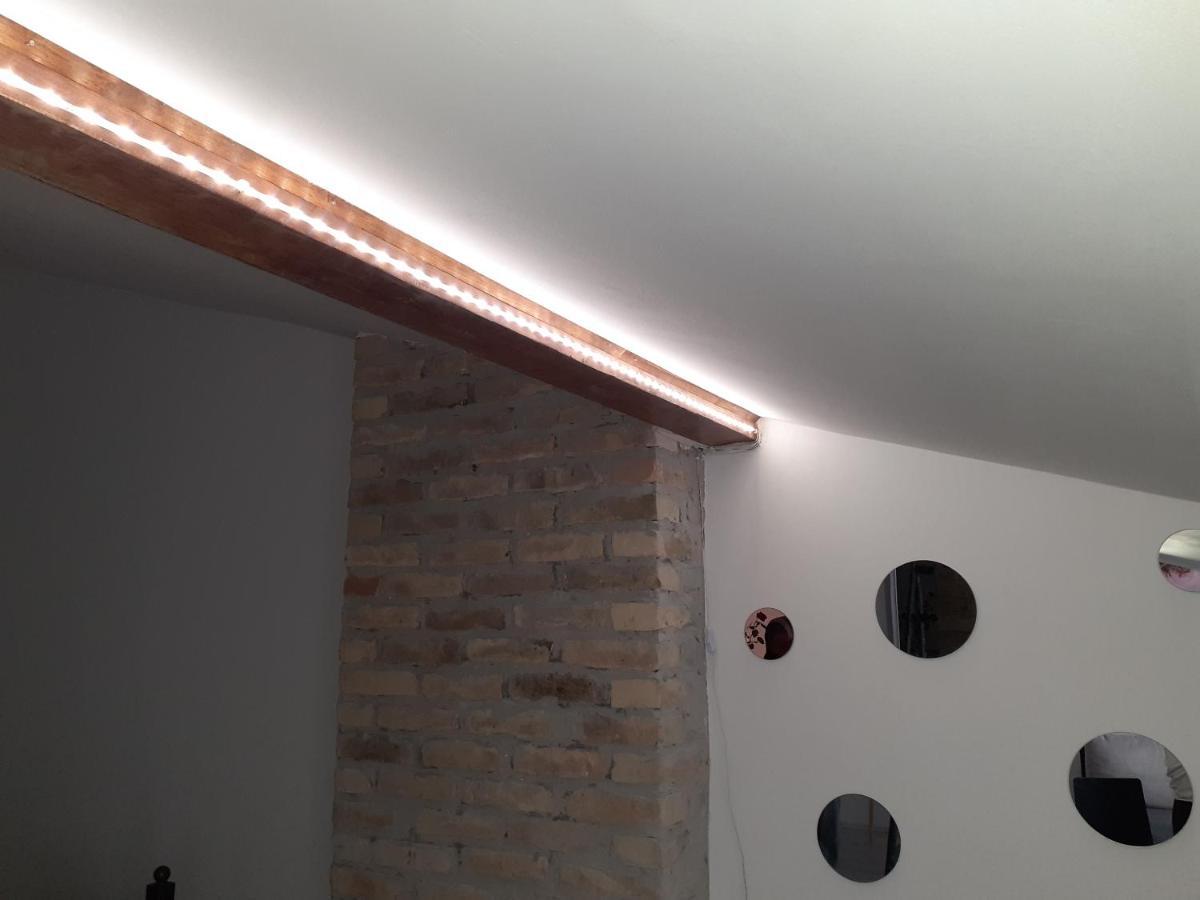Flora Novi Sad Apartment ภายนอก รูปภาพ
