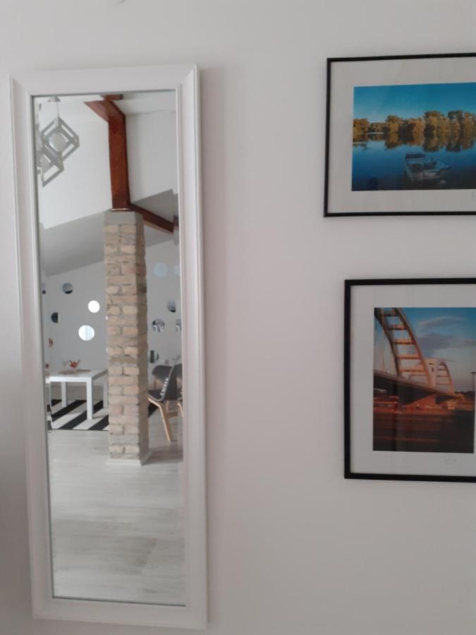 Flora Novi Sad Apartment ภายนอก รูปภาพ