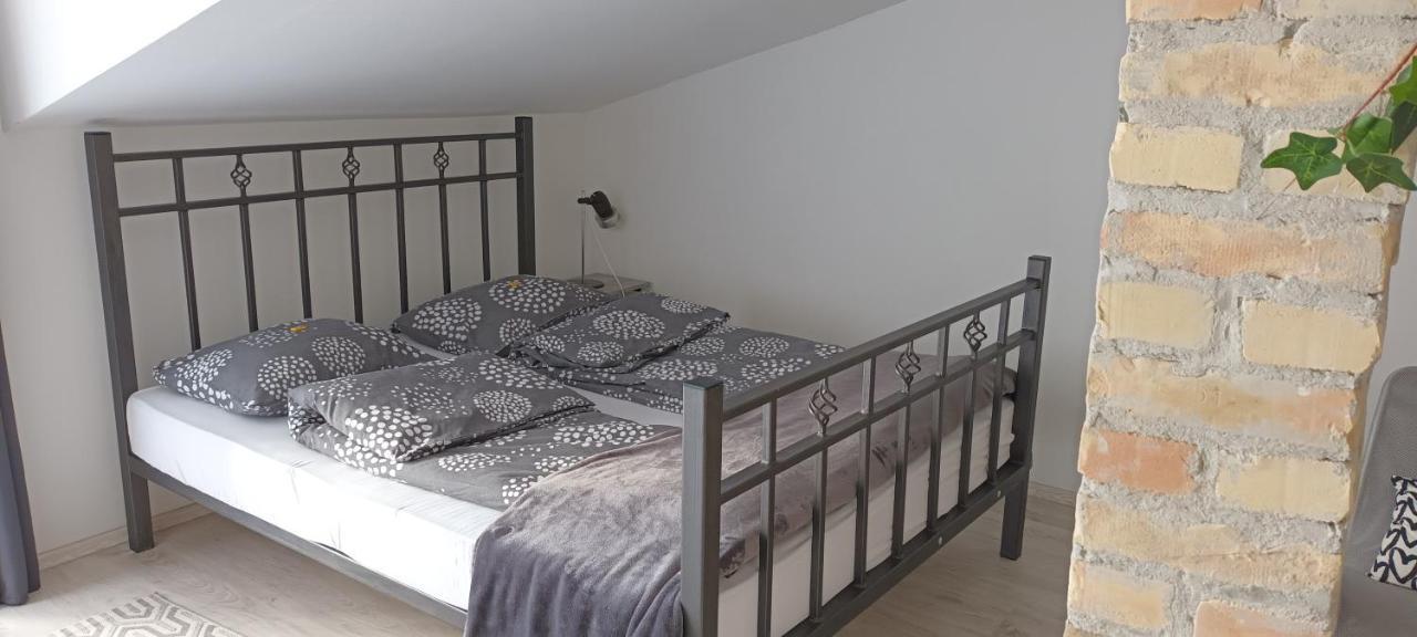 Flora Novi Sad Apartment ภายนอก รูปภาพ