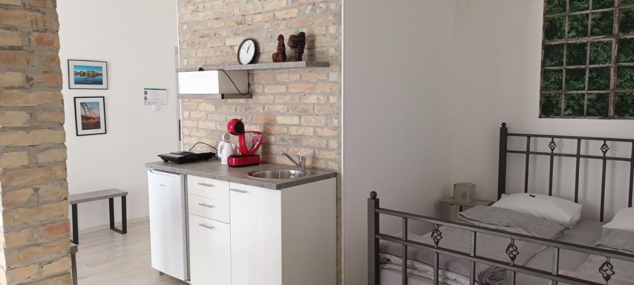 Flora Novi Sad Apartment ภายนอก รูปภาพ